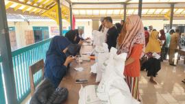 PENYALURAN BANTUAN PANGAN BERAS BAGI MASYARAKAT KALURAHAN MULUSAN